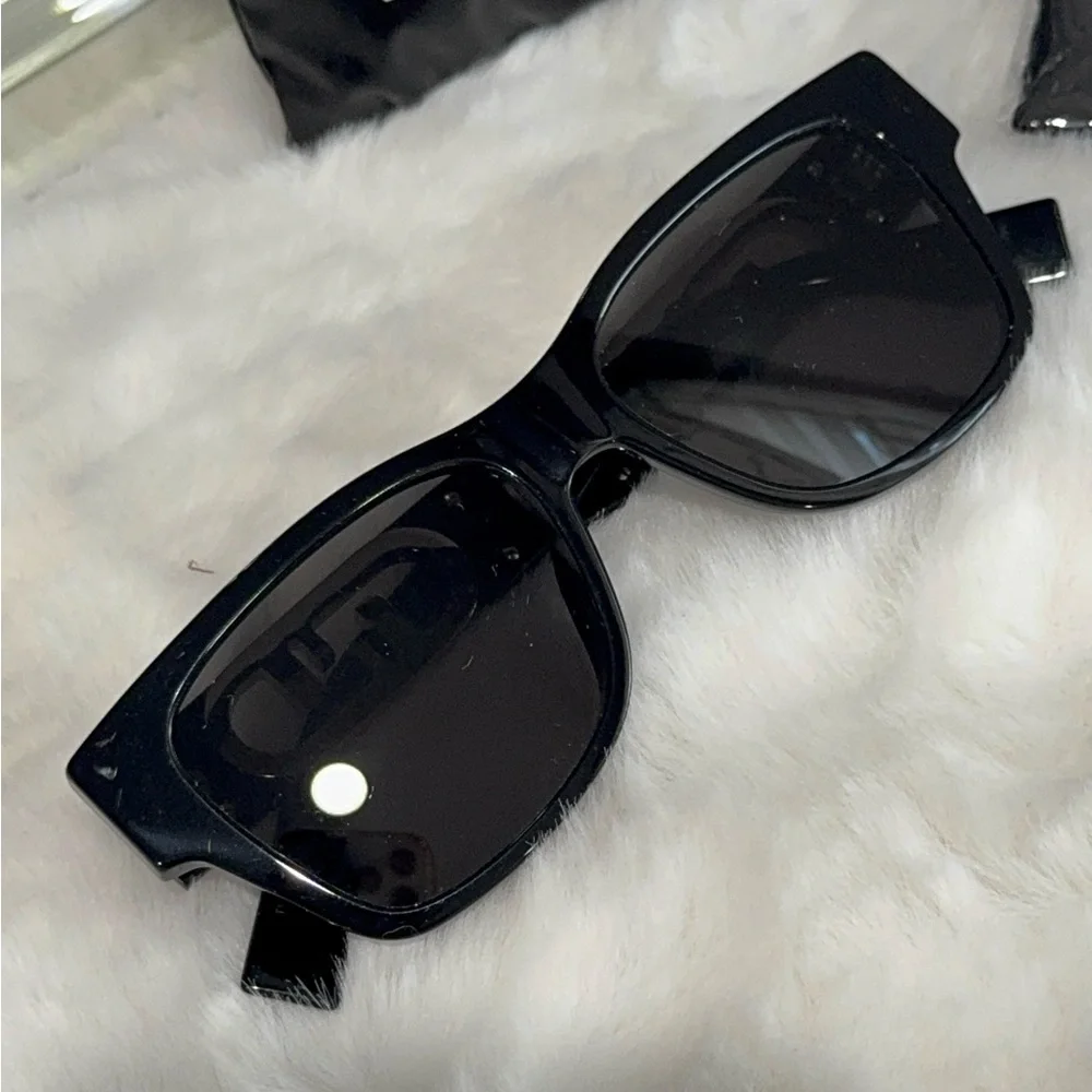 FENDI Embellished O'Clock Logo Acetate Rectangle Sunglasses 💯 authentic - Picture 8 of 11